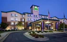 Holiday Inn Express Hotel & Suites-St. Paul By Ihg
